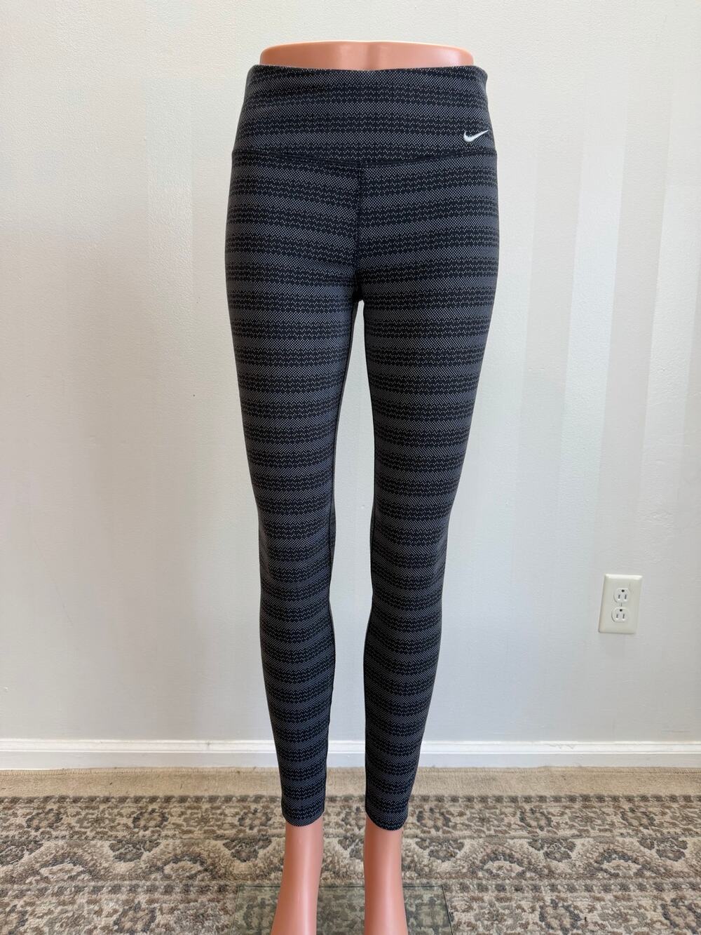 Nike Dri-FIT Legend High Rise Gray Black Space Dye Training Leggings Sz M
